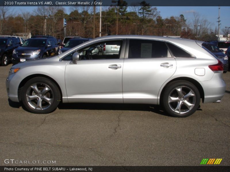 Classic Silver Metallic / Gray 2010 Toyota Venza V6 AWD