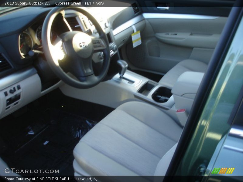 Cypress Green Pearl / Ivory 2013 Subaru Outback 2.5i