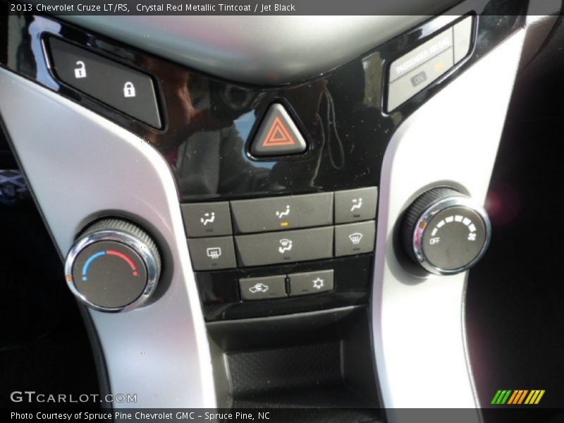 Crystal Red Metallic Tintcoat / Jet Black 2013 Chevrolet Cruze LT/RS