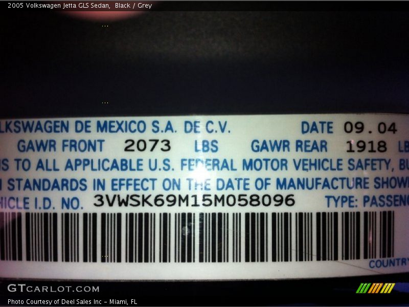 Black / Grey 2005 Volkswagen Jetta GLS Sedan