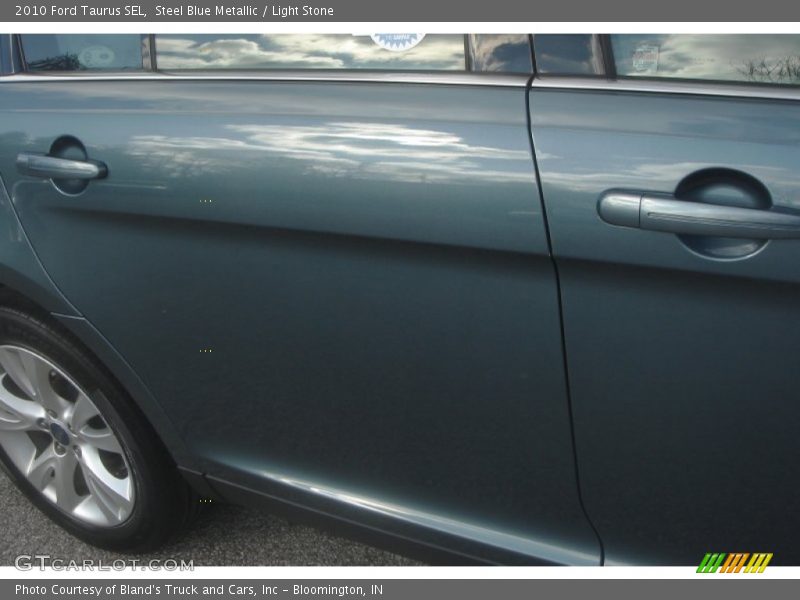 Steel Blue Metallic / Light Stone 2010 Ford Taurus SEL