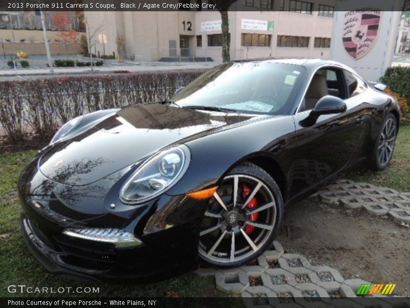 Front 3/4 View of 2013 911 Carrera S Coupe