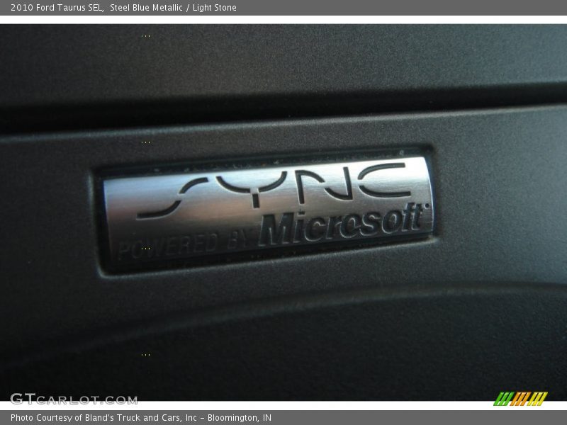 Steel Blue Metallic / Light Stone 2010 Ford Taurus SEL