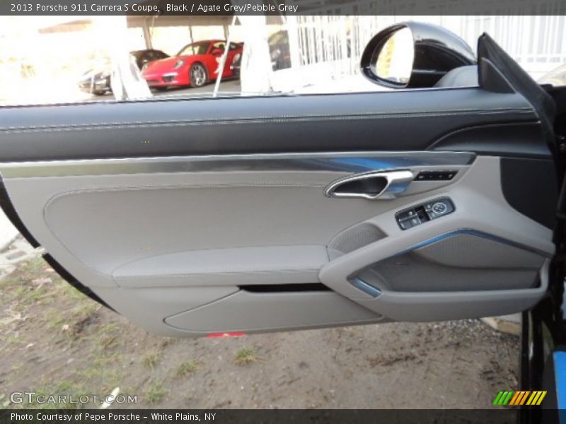 Door Panel of 2013 911 Carrera S Coupe