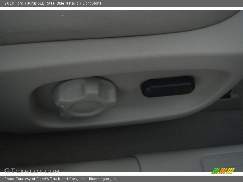 Steel Blue Metallic / Light Stone 2010 Ford Taurus SEL