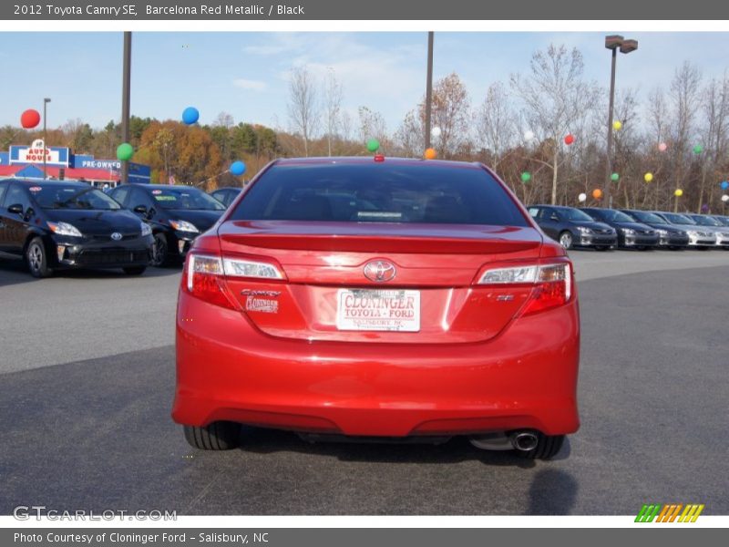 Barcelona Red Metallic / Black 2012 Toyota Camry SE
