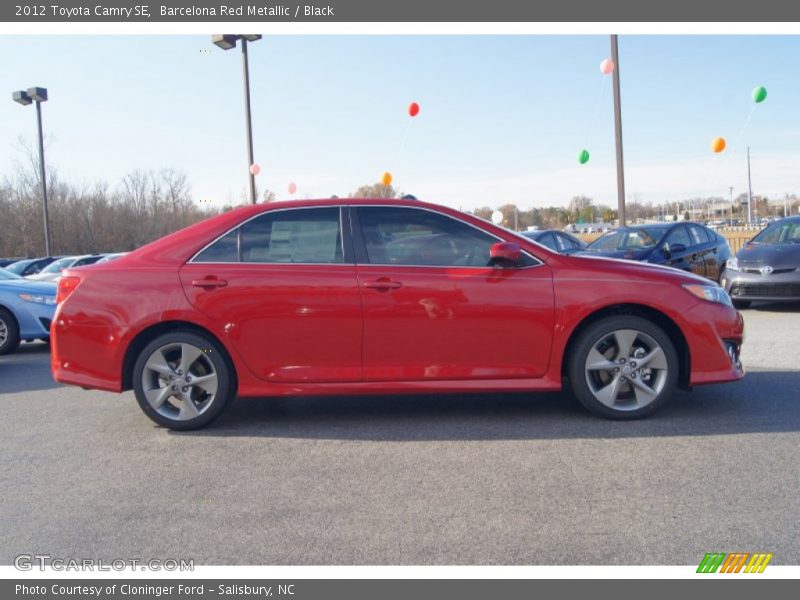 Barcelona Red Metallic / Black 2012 Toyota Camry SE