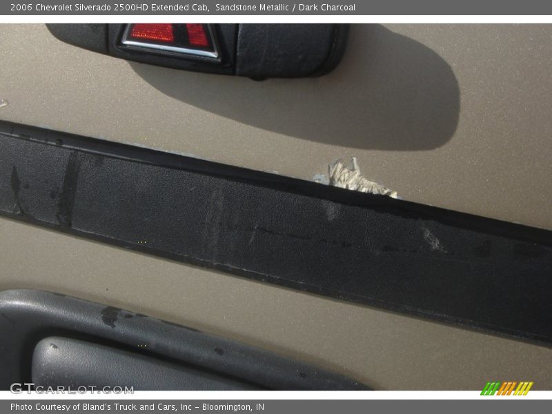 Sandstone Metallic / Dark Charcoal 2006 Chevrolet Silverado 2500HD Extended Cab