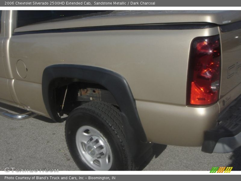 Sandstone Metallic / Dark Charcoal 2006 Chevrolet Silverado 2500HD Extended Cab