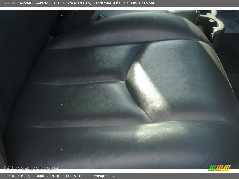 Sandstone Metallic / Dark Charcoal 2006 Chevrolet Silverado 2500HD Extended Cab