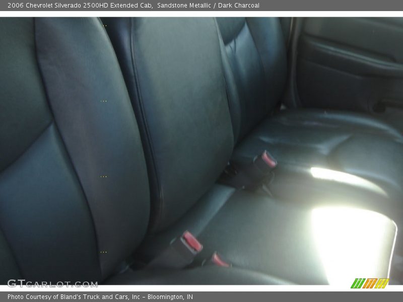 Sandstone Metallic / Dark Charcoal 2006 Chevrolet Silverado 2500HD Extended Cab