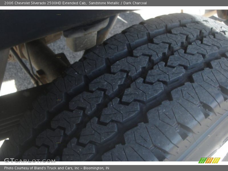 Sandstone Metallic / Dark Charcoal 2006 Chevrolet Silverado 2500HD Extended Cab
