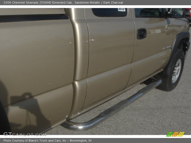 Sandstone Metallic / Dark Charcoal 2006 Chevrolet Silverado 2500HD Extended Cab