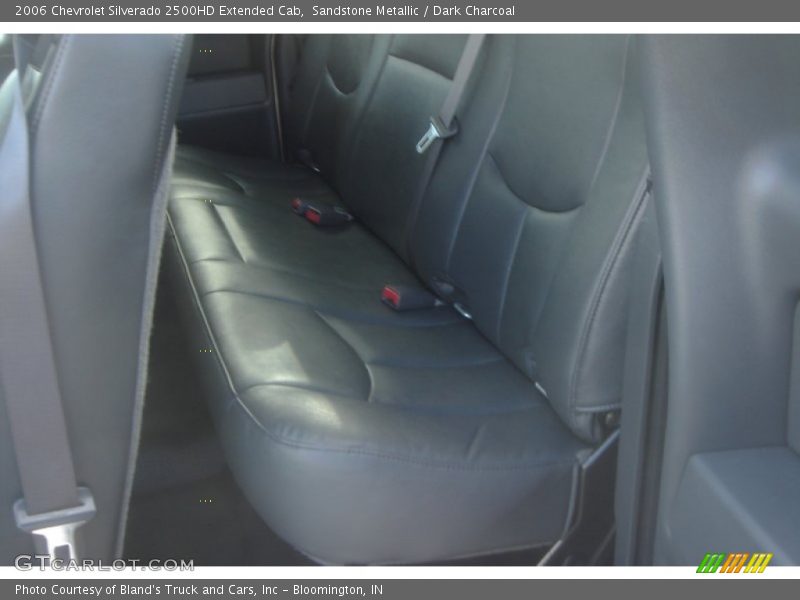 Sandstone Metallic / Dark Charcoal 2006 Chevrolet Silverado 2500HD Extended Cab