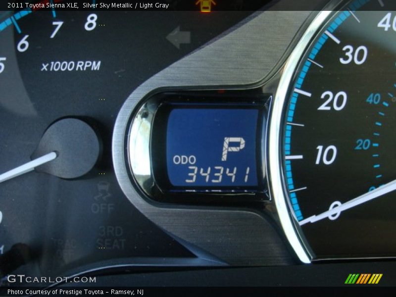 Silver Sky Metallic / Light Gray 2011 Toyota Sienna XLE