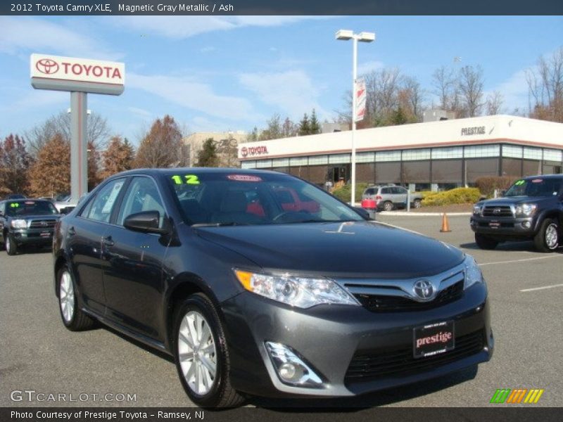 Magnetic Gray Metallic / Ash 2012 Toyota Camry XLE