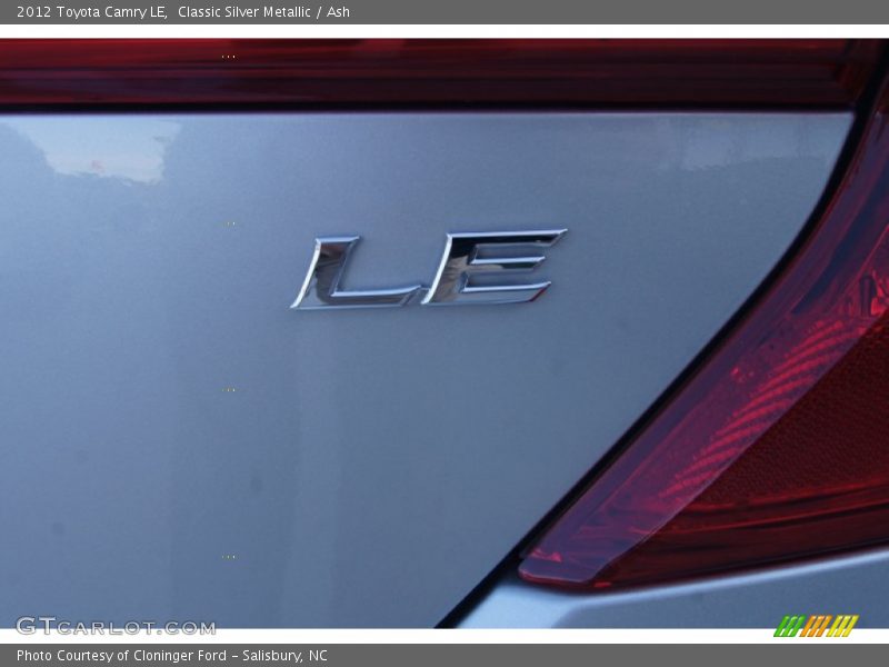 Classic Silver Metallic / Ash 2012 Toyota Camry LE