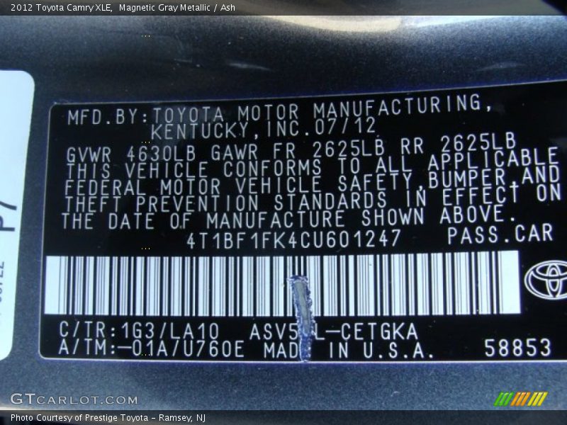 Magnetic Gray Metallic / Ash 2012 Toyota Camry XLE