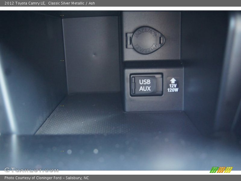 Classic Silver Metallic / Ash 2012 Toyota Camry LE