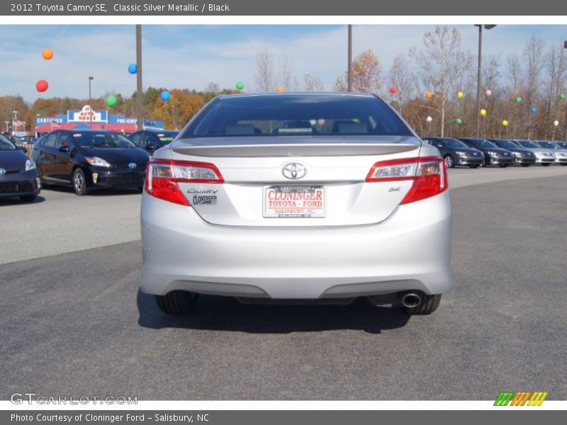 Classic Silver Metallic / Black 2012 Toyota Camry SE