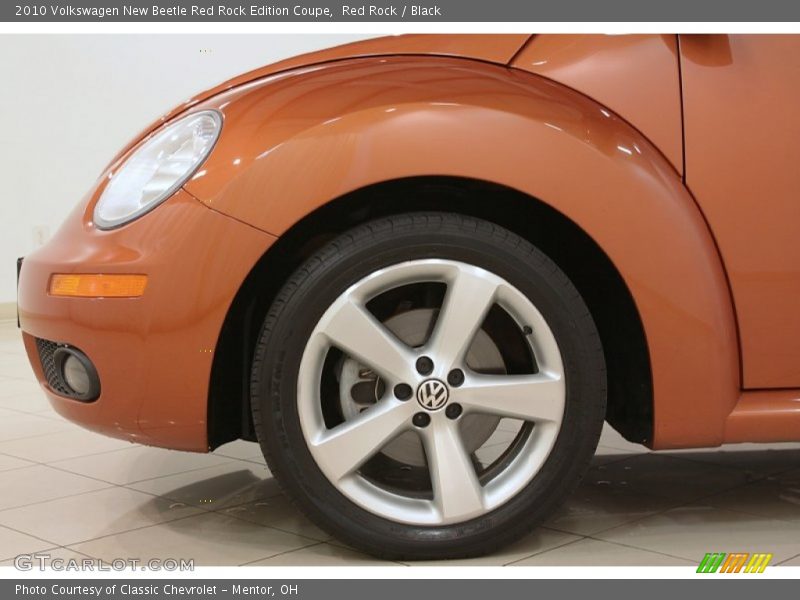  2010 New Beetle Red Rock Edition Coupe Wheel