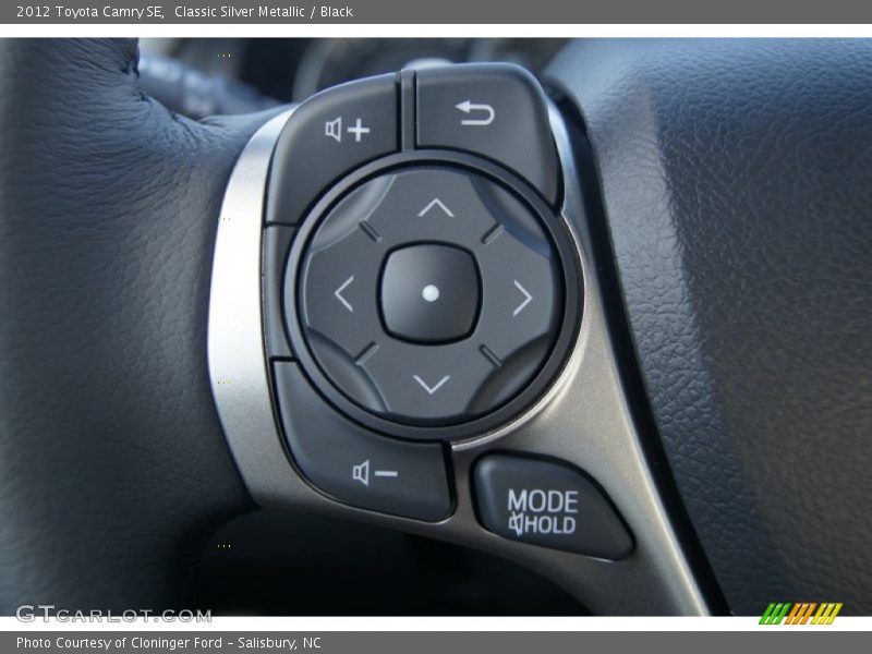Classic Silver Metallic / Black 2012 Toyota Camry SE