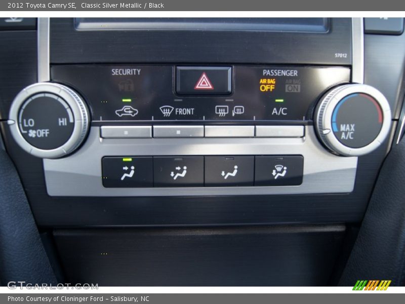 Classic Silver Metallic / Black 2012 Toyota Camry SE