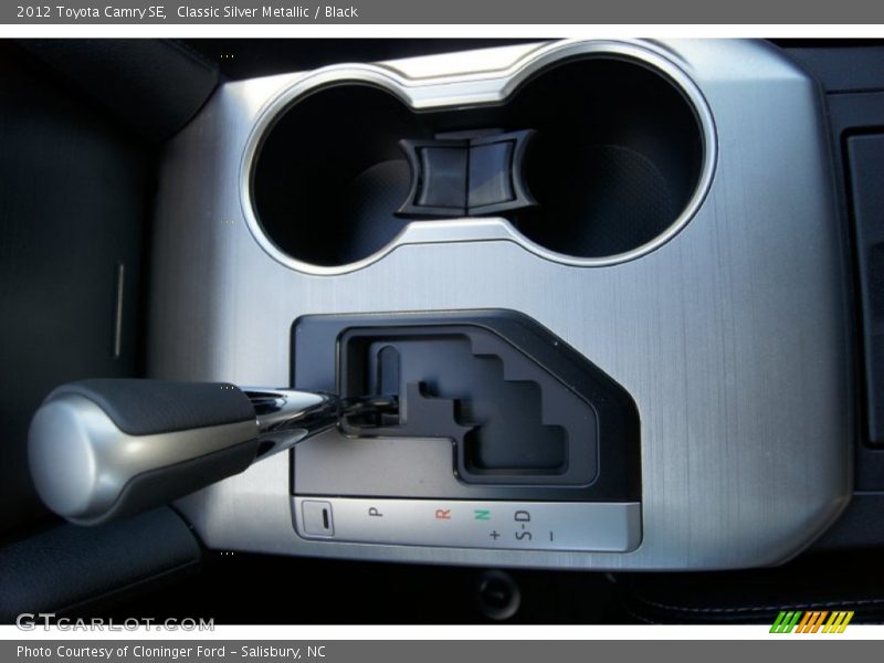 Classic Silver Metallic / Black 2012 Toyota Camry SE