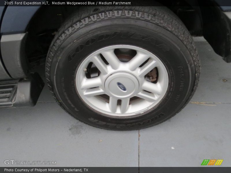 Medium Wedgewood Blue / Medium Parchment 2005 Ford Expedition XLT