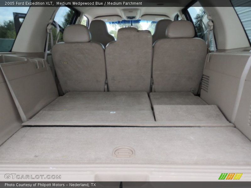 Medium Wedgewood Blue / Medium Parchment 2005 Ford Expedition XLT