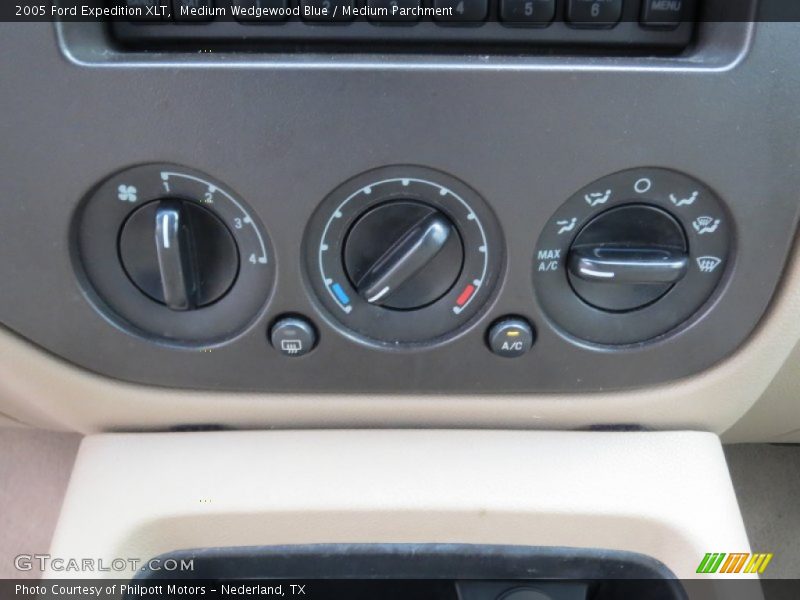 Medium Wedgewood Blue / Medium Parchment 2005 Ford Expedition XLT