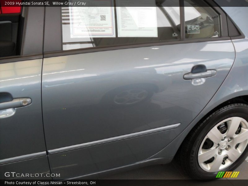 Willow Gray / Gray 2009 Hyundai Sonata SE