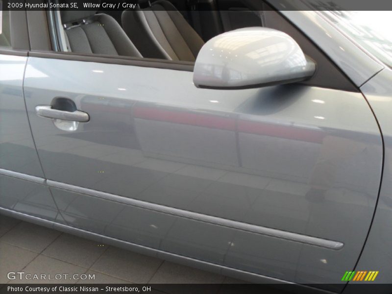 Willow Gray / Gray 2009 Hyundai Sonata SE