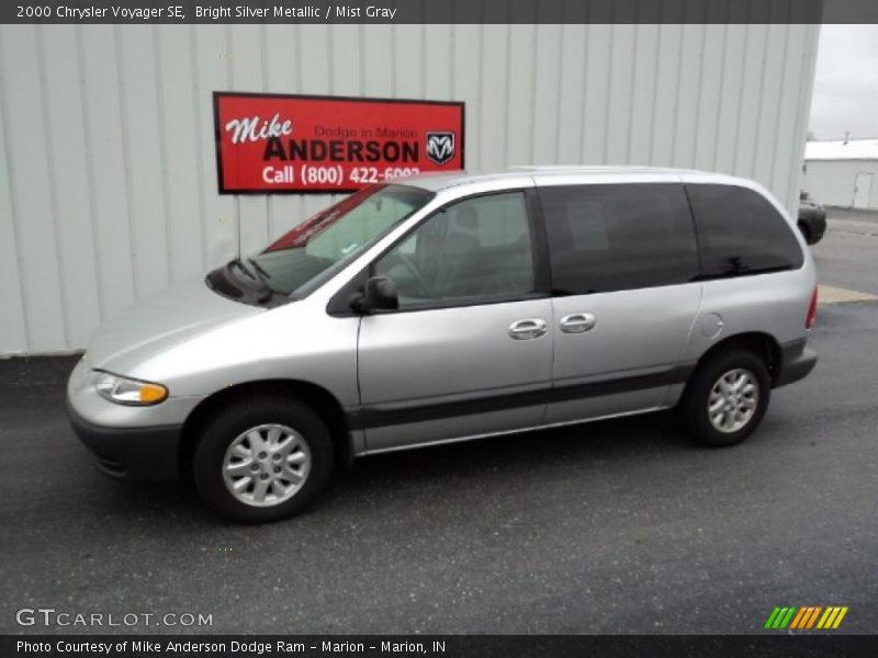 Bright Silver Metallic / Mist Gray 2000 Chrysler Voyager SE