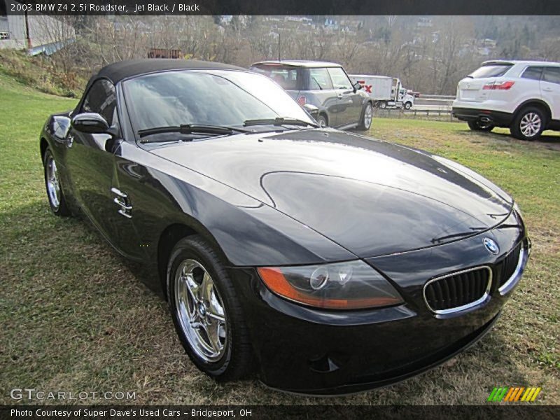 Front 3/4 View of 2003 Z4 2.5i Roadster