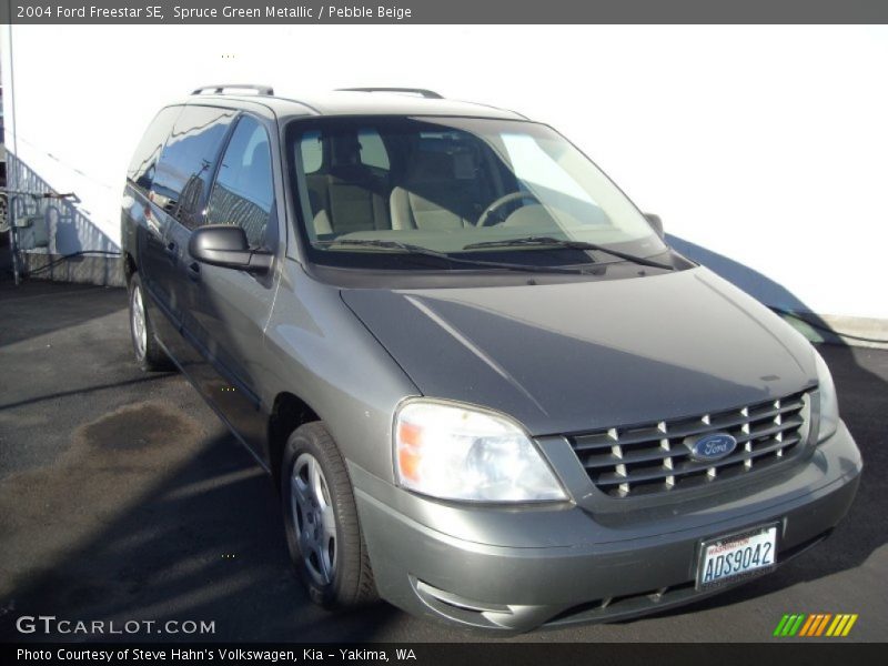 Spruce Green Metallic / Pebble Beige 2004 Ford Freestar SE