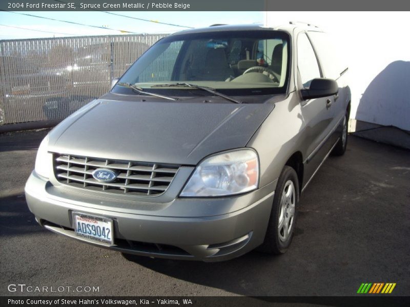 Spruce Green Metallic / Pebble Beige 2004 Ford Freestar SE