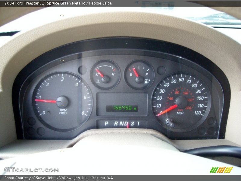 Spruce Green Metallic / Pebble Beige 2004 Ford Freestar SE