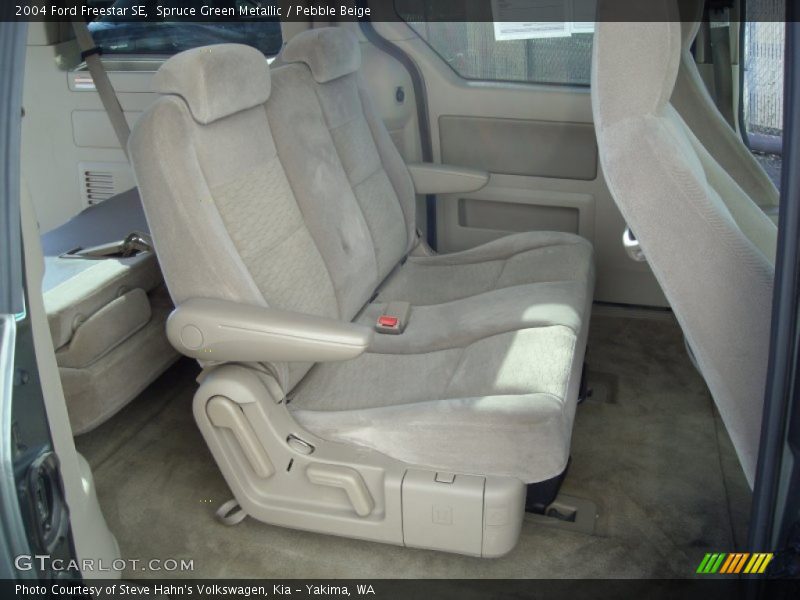 Spruce Green Metallic / Pebble Beige 2004 Ford Freestar SE