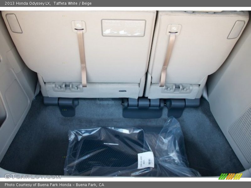 Taffeta White / Beige 2013 Honda Odyssey LX