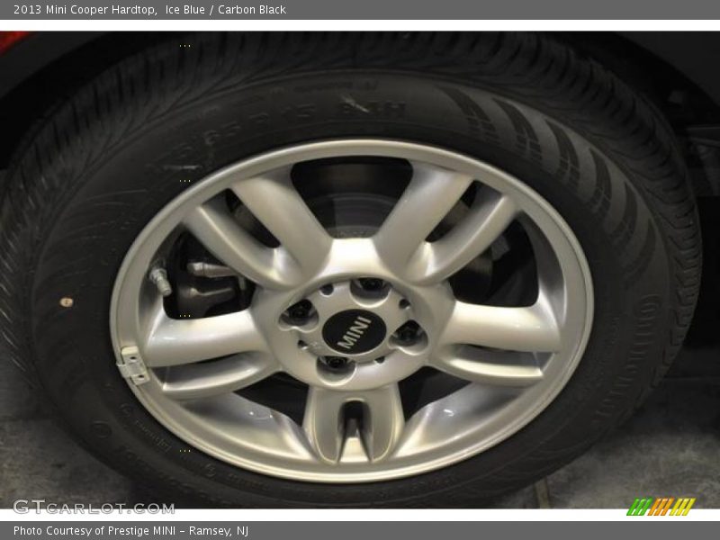 Ice Blue / Carbon Black 2013 Mini Cooper Hardtop