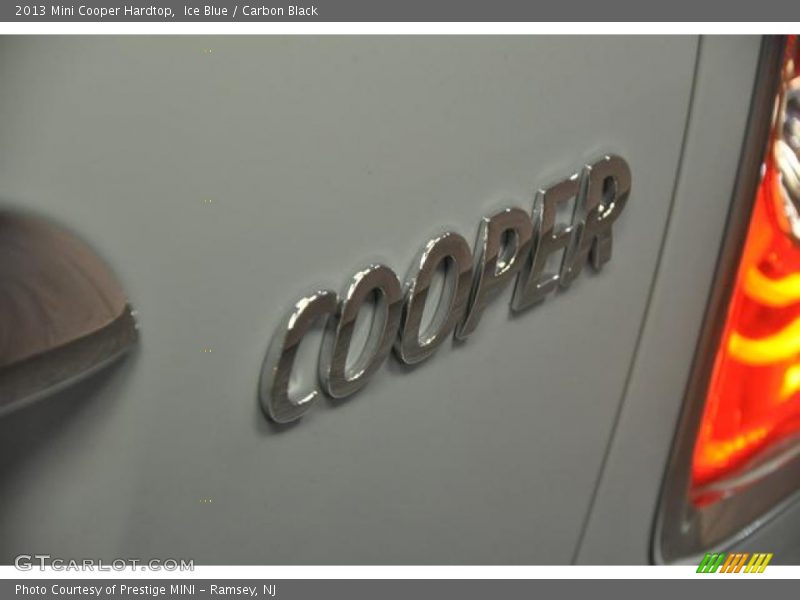 Ice Blue / Carbon Black 2013 Mini Cooper Hardtop