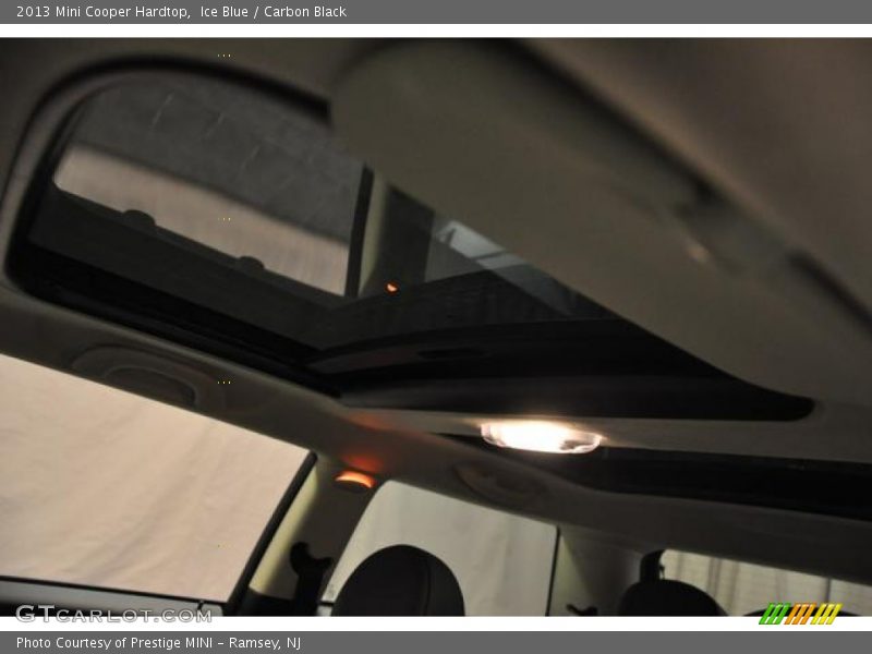 Ice Blue / Carbon Black 2013 Mini Cooper Hardtop