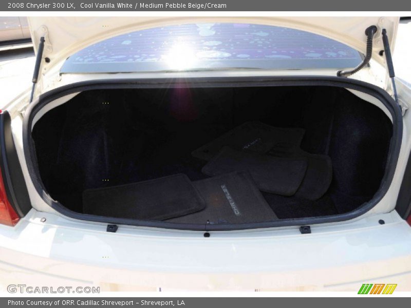 Cool Vanilla White / Medium Pebble Beige/Cream 2008 Chrysler 300 LX