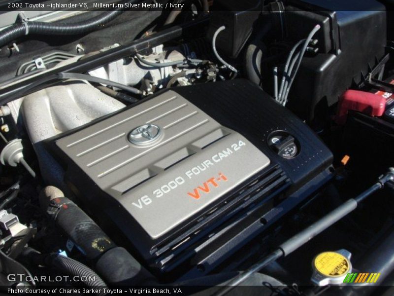 Millennium Silver Metallic / Ivory 2002 Toyota Highlander V6