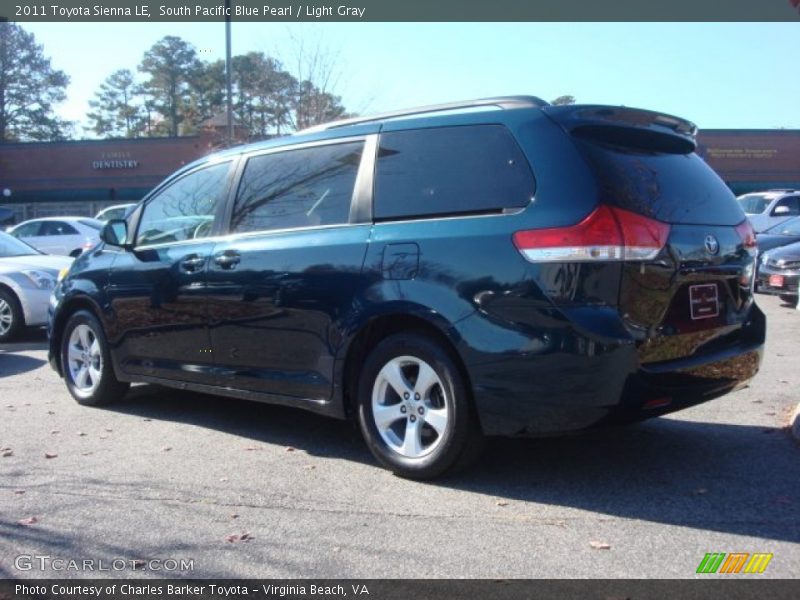 South Pacific Blue Pearl / Light Gray 2011 Toyota Sienna LE