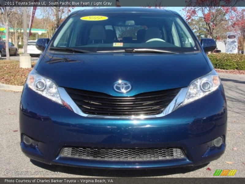 South Pacific Blue Pearl / Light Gray 2011 Toyota Sienna LE