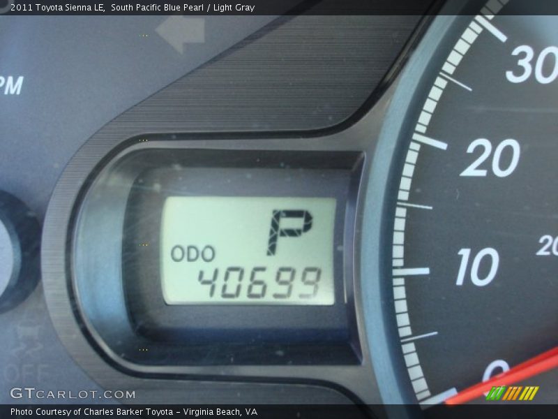 South Pacific Blue Pearl / Light Gray 2011 Toyota Sienna LE