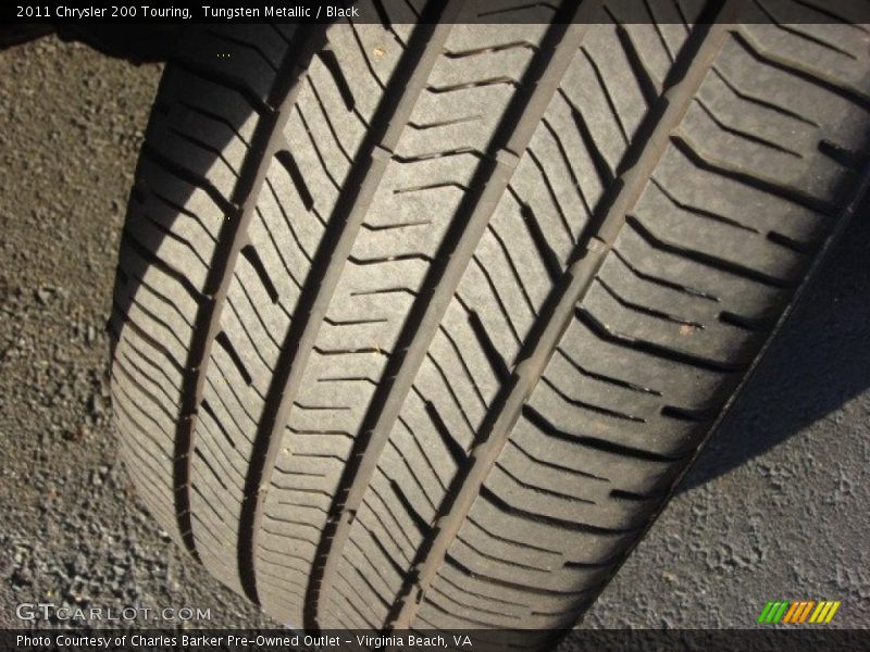 Tungsten Metallic / Black 2011 Chrysler 200 Touring