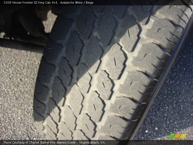 Avalanche White / Beige 2008 Nissan Frontier SE King Cab 4x4